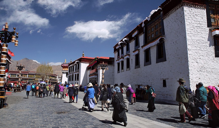 チベットラサ バルコル街（八廓街）