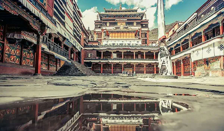 チベットシガツェ　タシルンポ寺（扎什倫布寺）