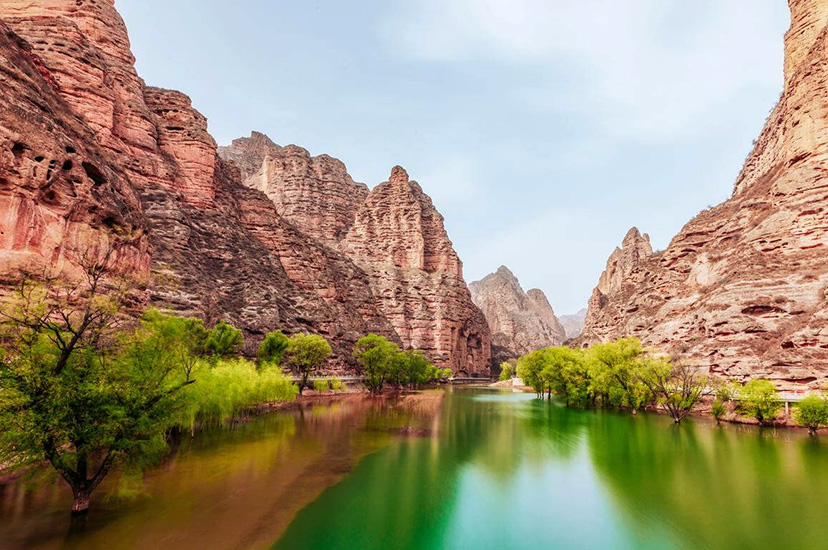 青海湖・チャカ塩湖・蘭州炳霊寺石窟４日間観光ツアー