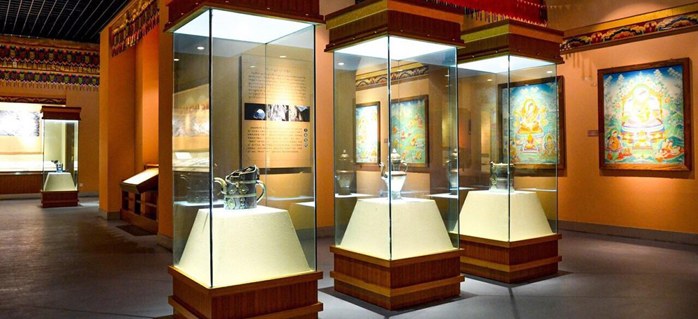 青海 中国チベット医薬文化博物館