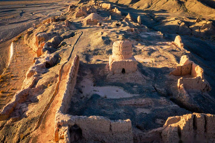 スバシ仏寺遺跡