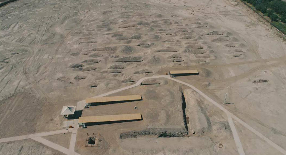 新彊トルファン　アスターナ古墳群