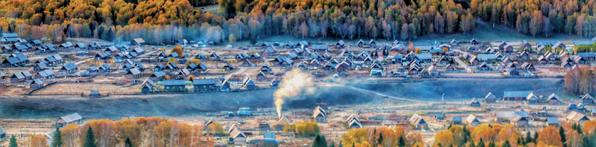 新彊　カナス湖