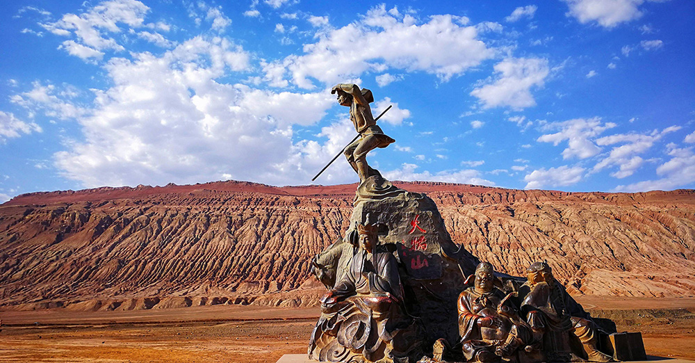 新彊トルファン　火焔山