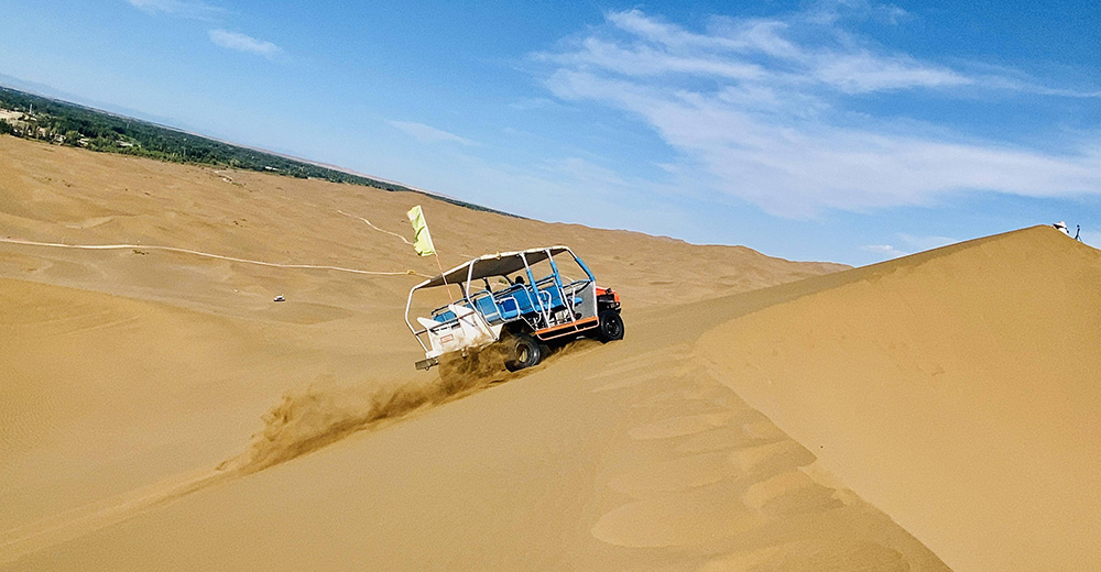 新彊トルファン　クムタグ砂漠