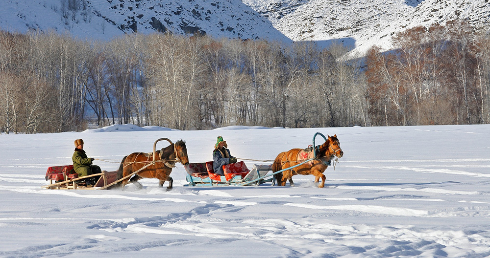 新彊　カナス湖