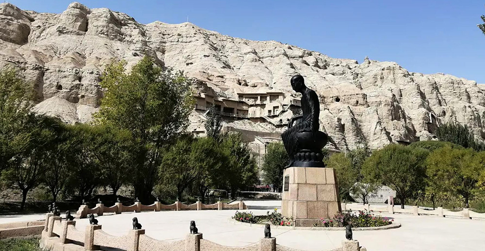 新彊クチャ　キジル千仏洞