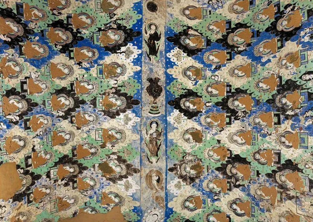 新彊クチャ　キジル千仏洞