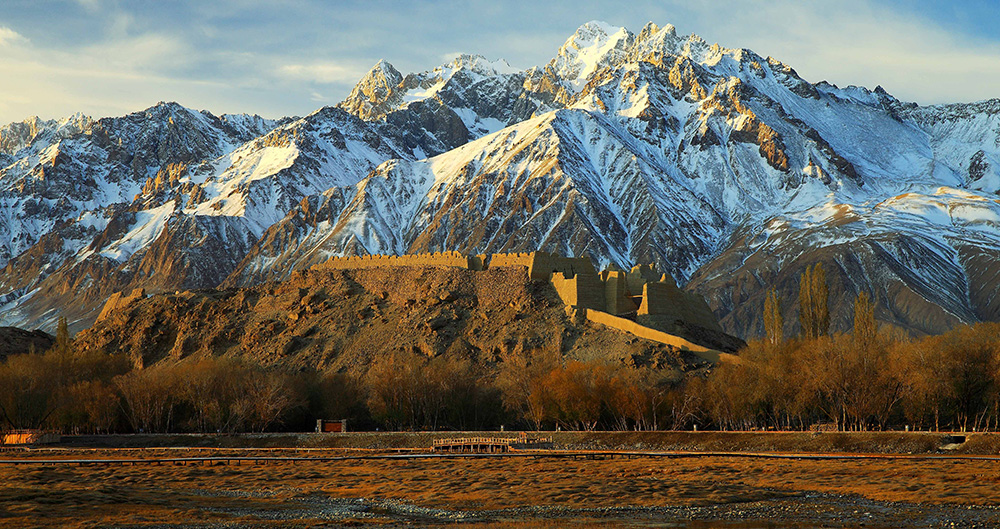 新彊カシュガル　石頭城古城遺跡