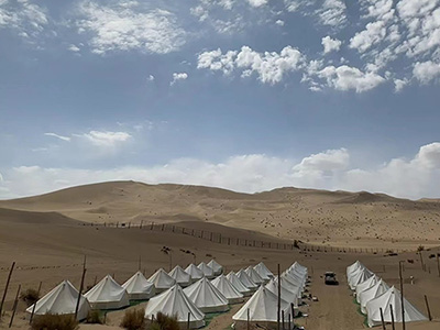 敦煌　砂漠キャンプ