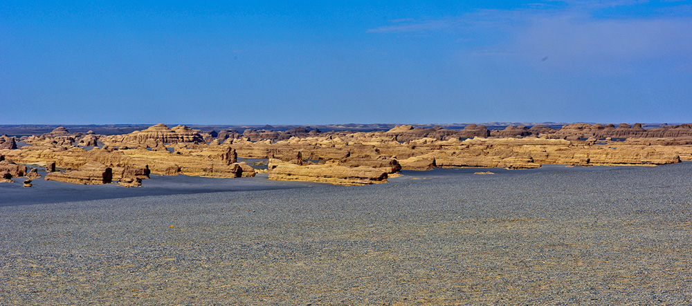 敦煌 雅丹(ヤルタン)魔鬼城